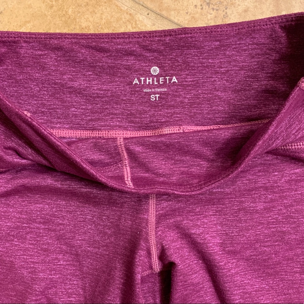 Athleta Odyssey Yoga Capri Knicker Pants Deep Wine size Small TALL Like NEW